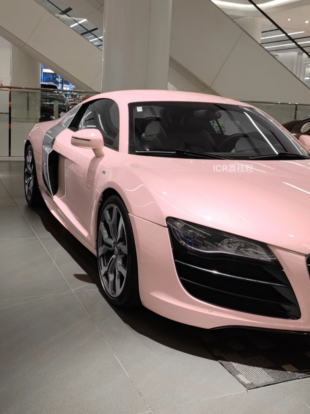 奥迪icr改色膜荔枝粉,这个嫩到爆的粉色系_搜狐汽车_搜狐网