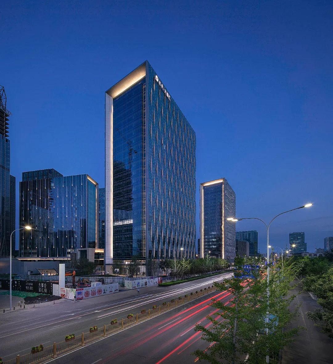 超5亿㎡存量物业市场前景,商业地产如何实现碳中和?