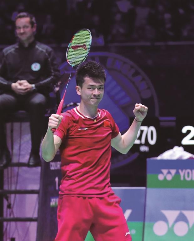 郑思维_生活_羽毛球