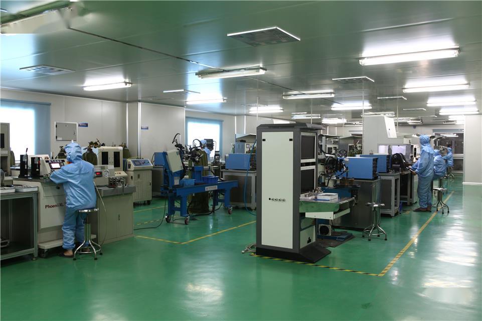 福建上润精密仪器有限公司传感器车间.
