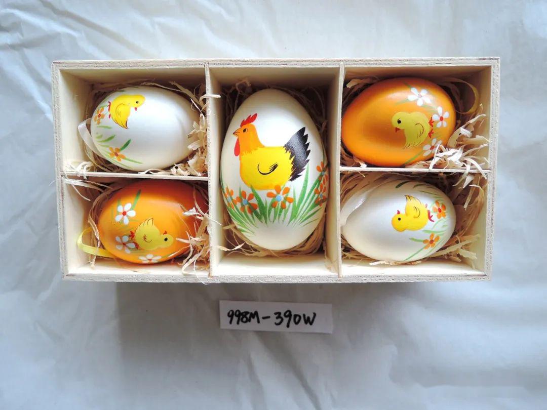 创意工艺品鸡蛋彩画图片