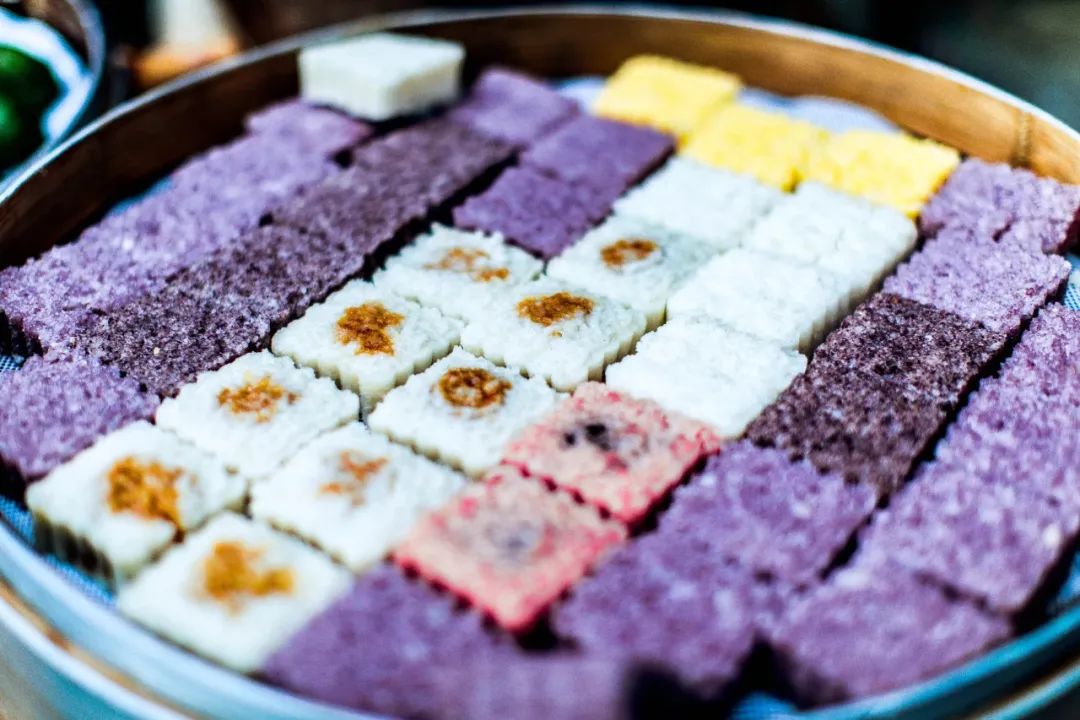 可能是因为人不多小吃多还有我最爱的枇杷那么多古镇却偏爱塘栖这一