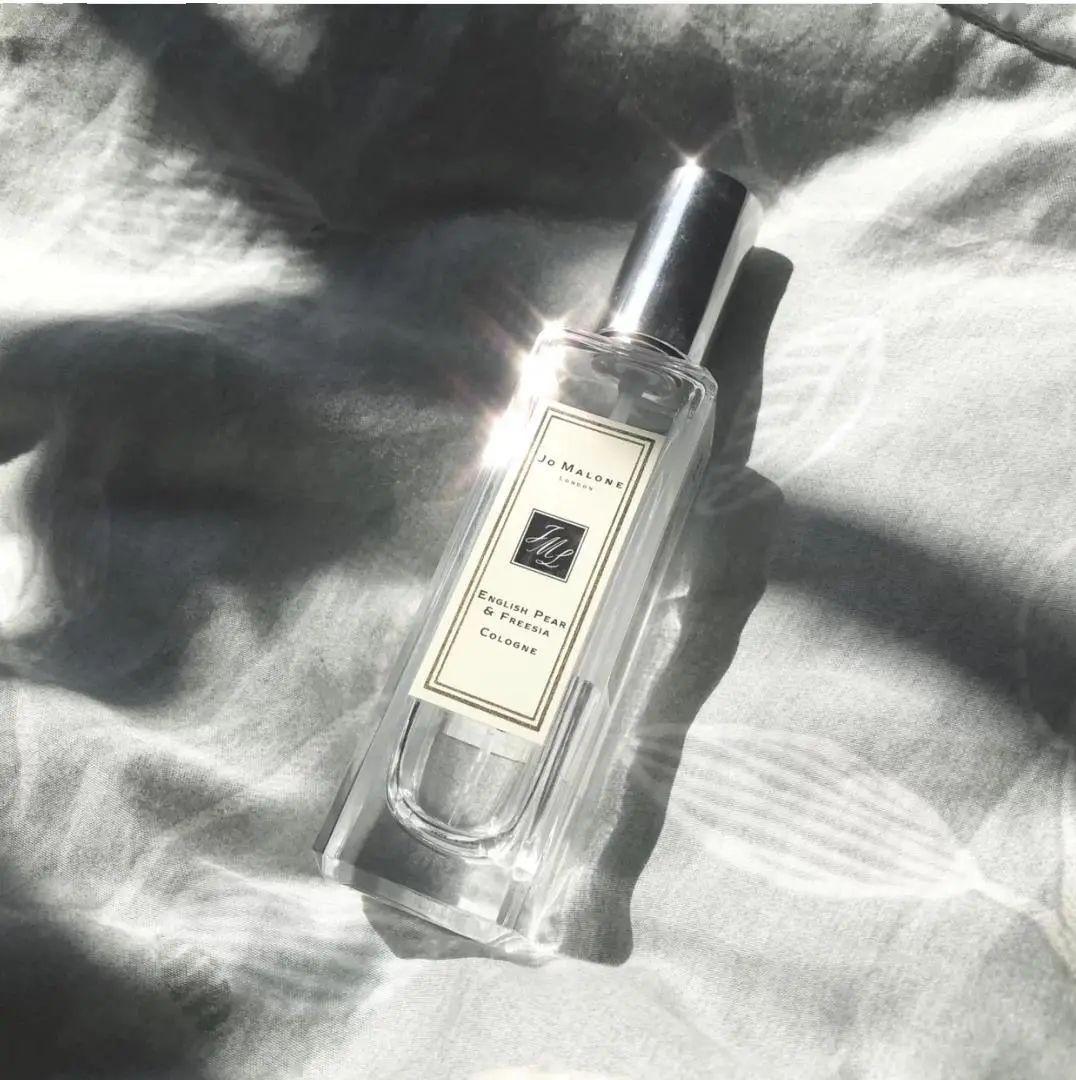 气味撩拨 | 脱俗又浪漫的香水味,让人欲罢不能!