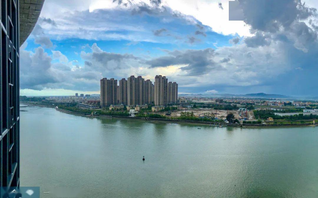 濠江人下午看到彩虹了吗?今天骤雨只是"开胃菜"!下来几天雨雨雨