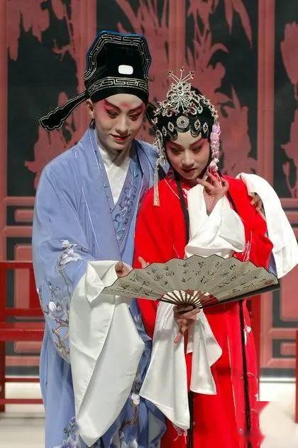 纵有千年铁门槛终须一个土馒头