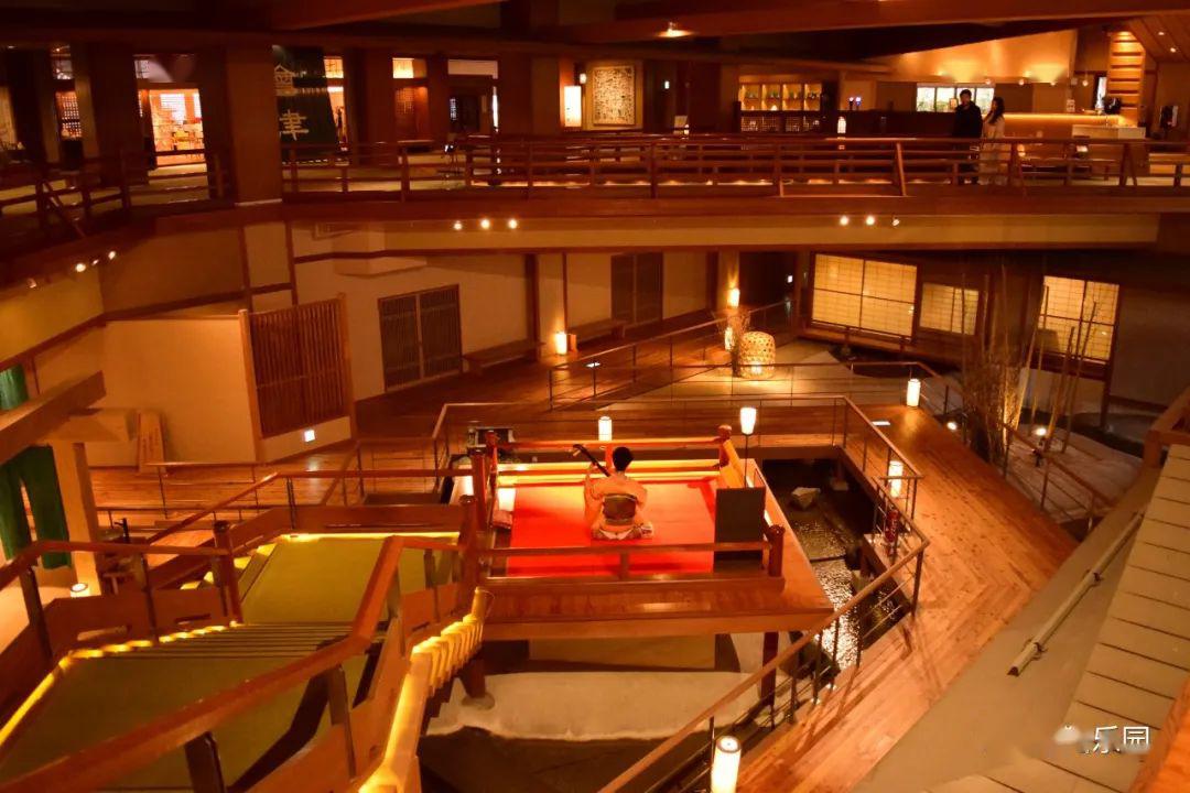 牛逼日本小学生使用3d绘图软体重现鬼灭之刃无限城