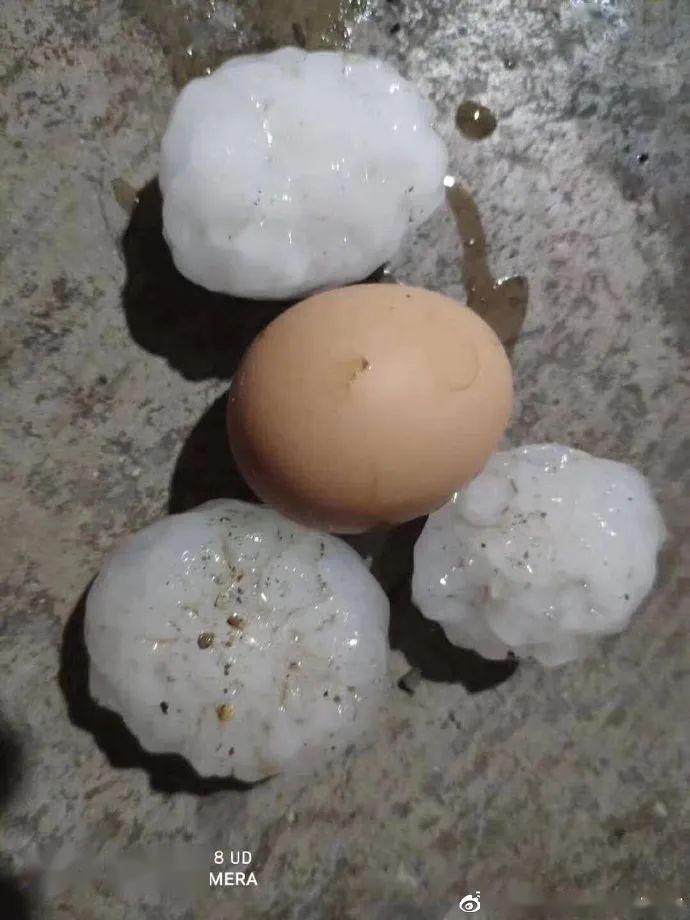 昨天山东多地突降冰雹!鸡蛋大小冰雹图刷屏!