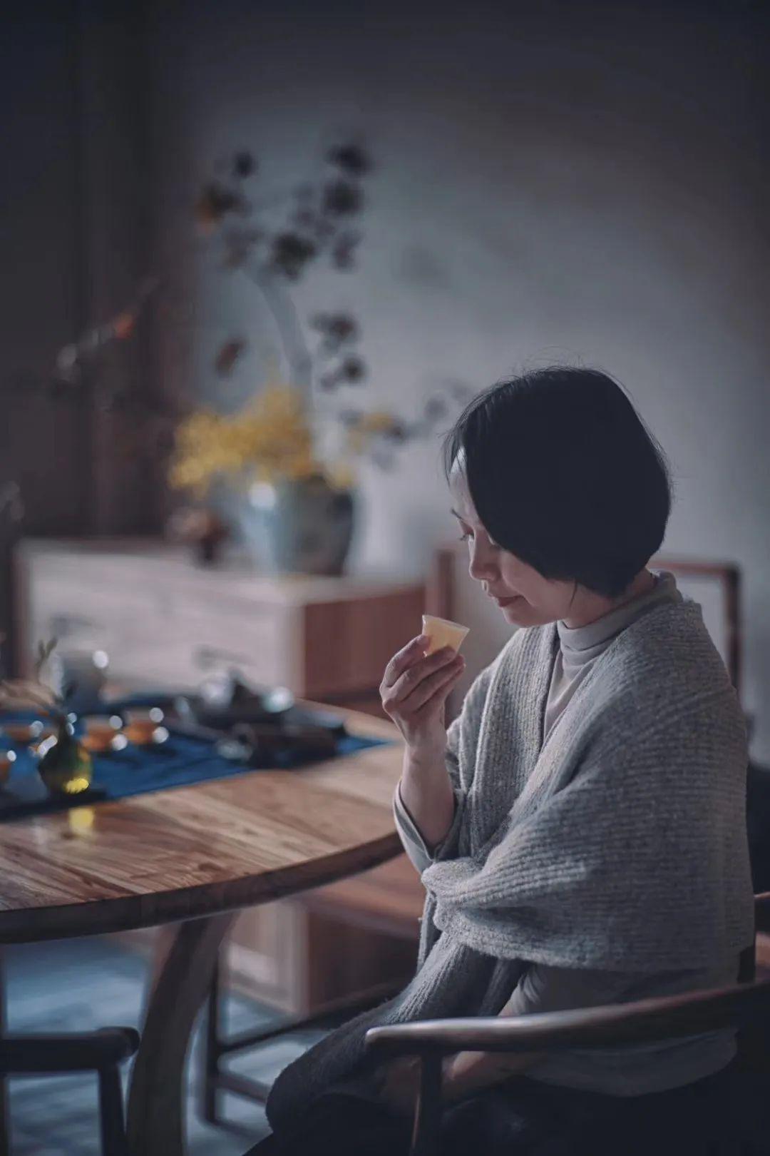 闻香识女人 | 一杯 "茶" 改变她的人生轨迹