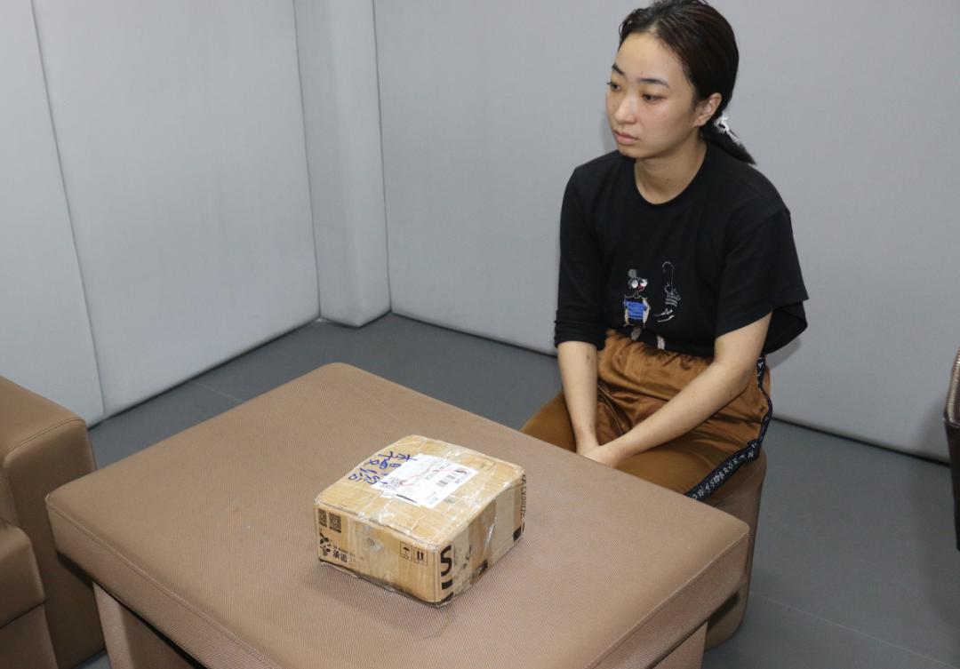 李曼溶,女,1994年5月出生,云南省宜良县人.