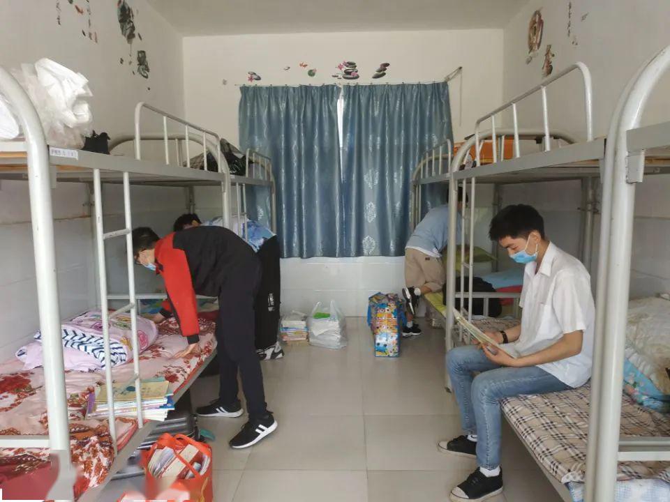 五山镇初三学生正式复学_襄阳