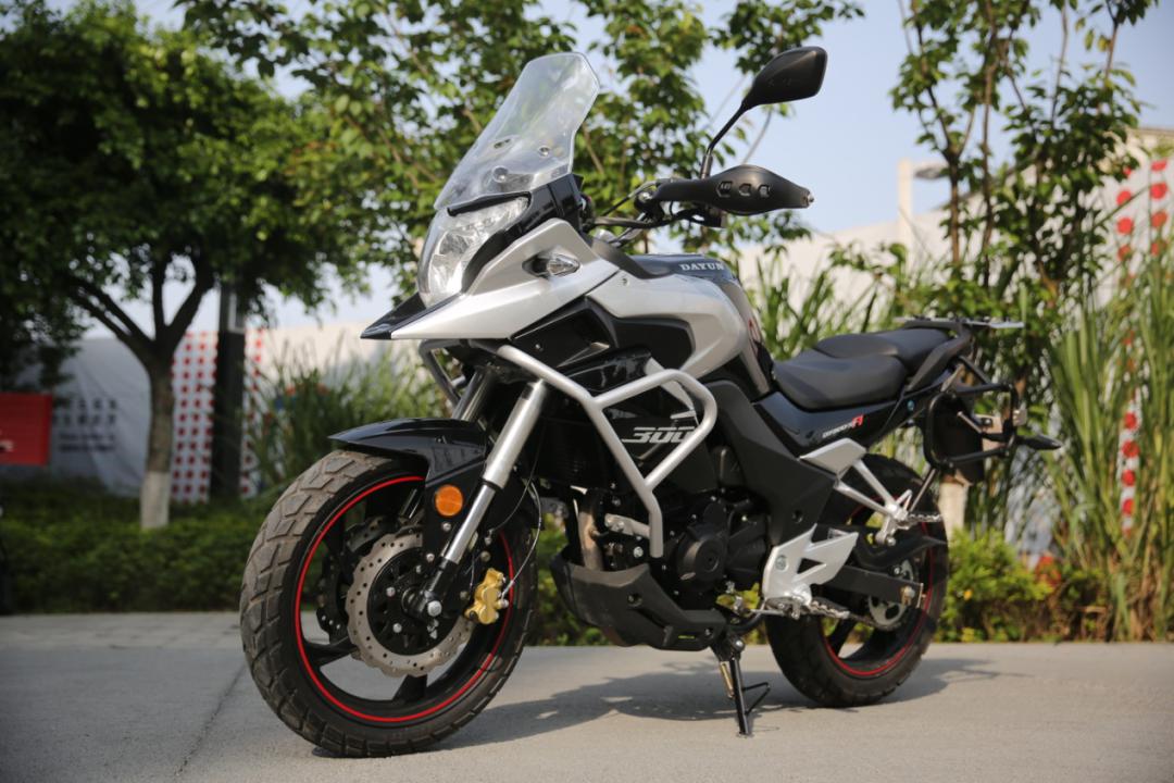 198万元起大运dy300x首批预售今日开启