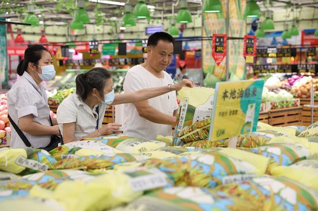 六都没有米饿死光头鲁你out了45吨香米占下3家大润发超市旺口