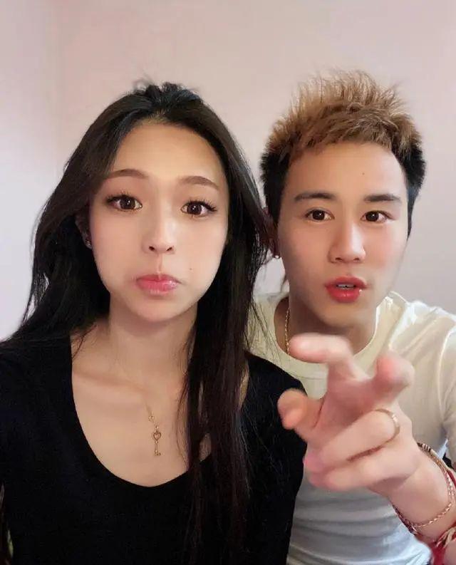 甜台北26岁羽毛球名将晒照秀恩爱女友连续两年入选最美太太团