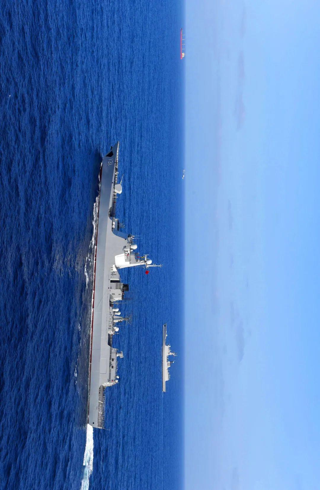 海军第3435批护航编队亚丁湾分航现场高清大图来了