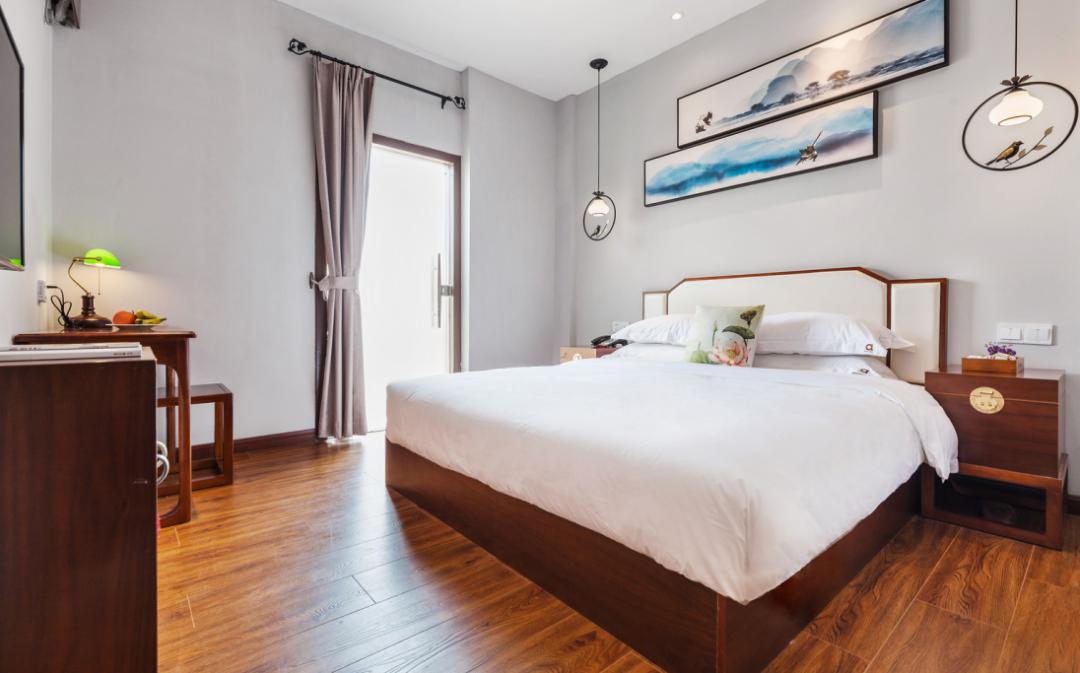 徕酒店价值498元的房券5张佛山金银酒店价值498元的房券8张登喜来酒店