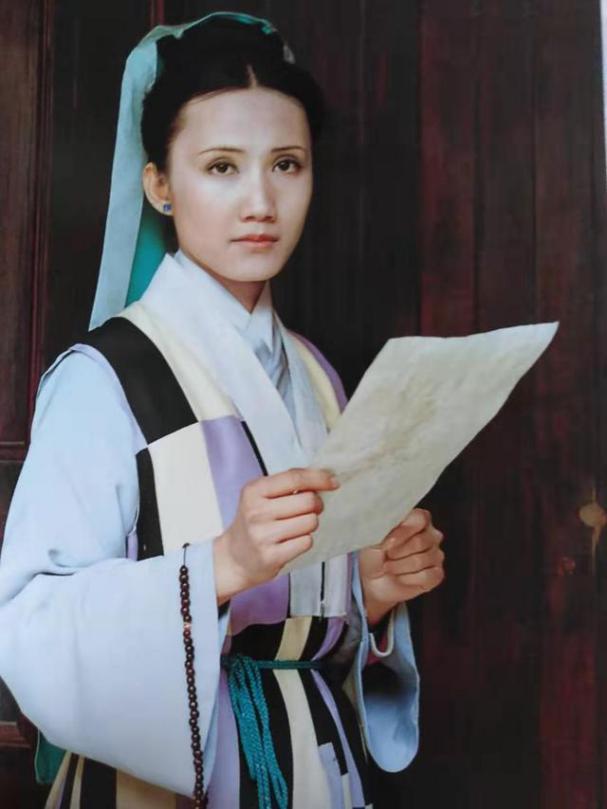 红楼梦妙玉不合群的人活得最自在