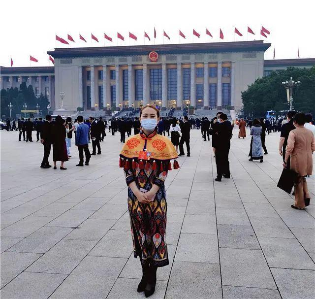 全国人大代表刘蕾关于实施老旧小区改造的建议