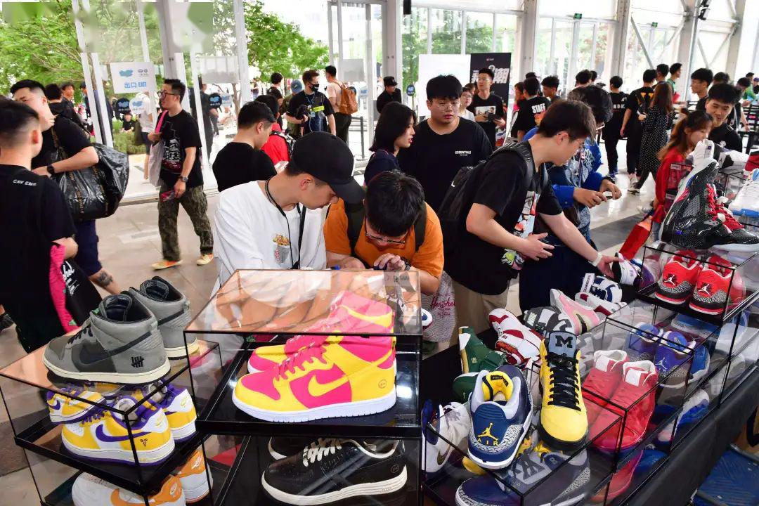 冲地表最强球鞋展sneakercon带来全球首个球鞋博物馆现在免费预约