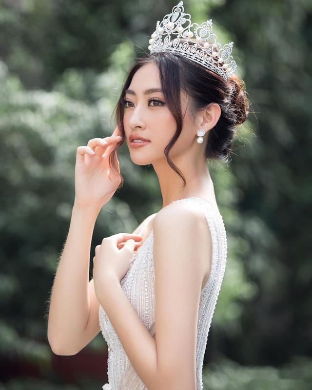 2019年越南世界小姐梁垂玲