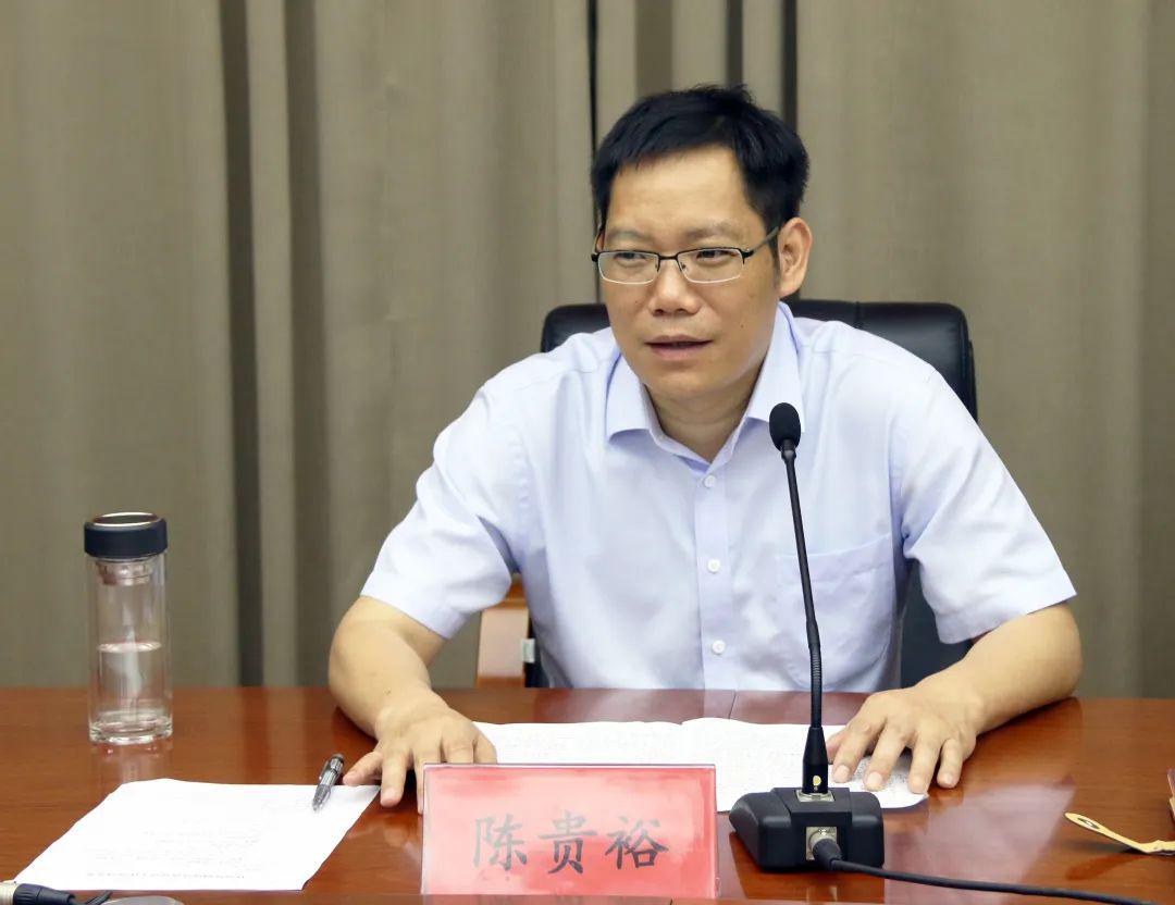 陈贵裕调研营商环境工作