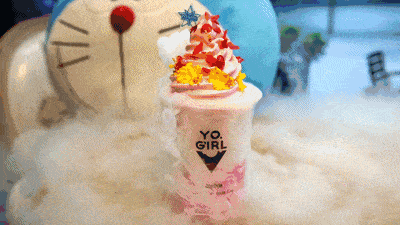 乌云棉花配上冰淇淋 细腻醇厚,入口即化,好吃没商量!