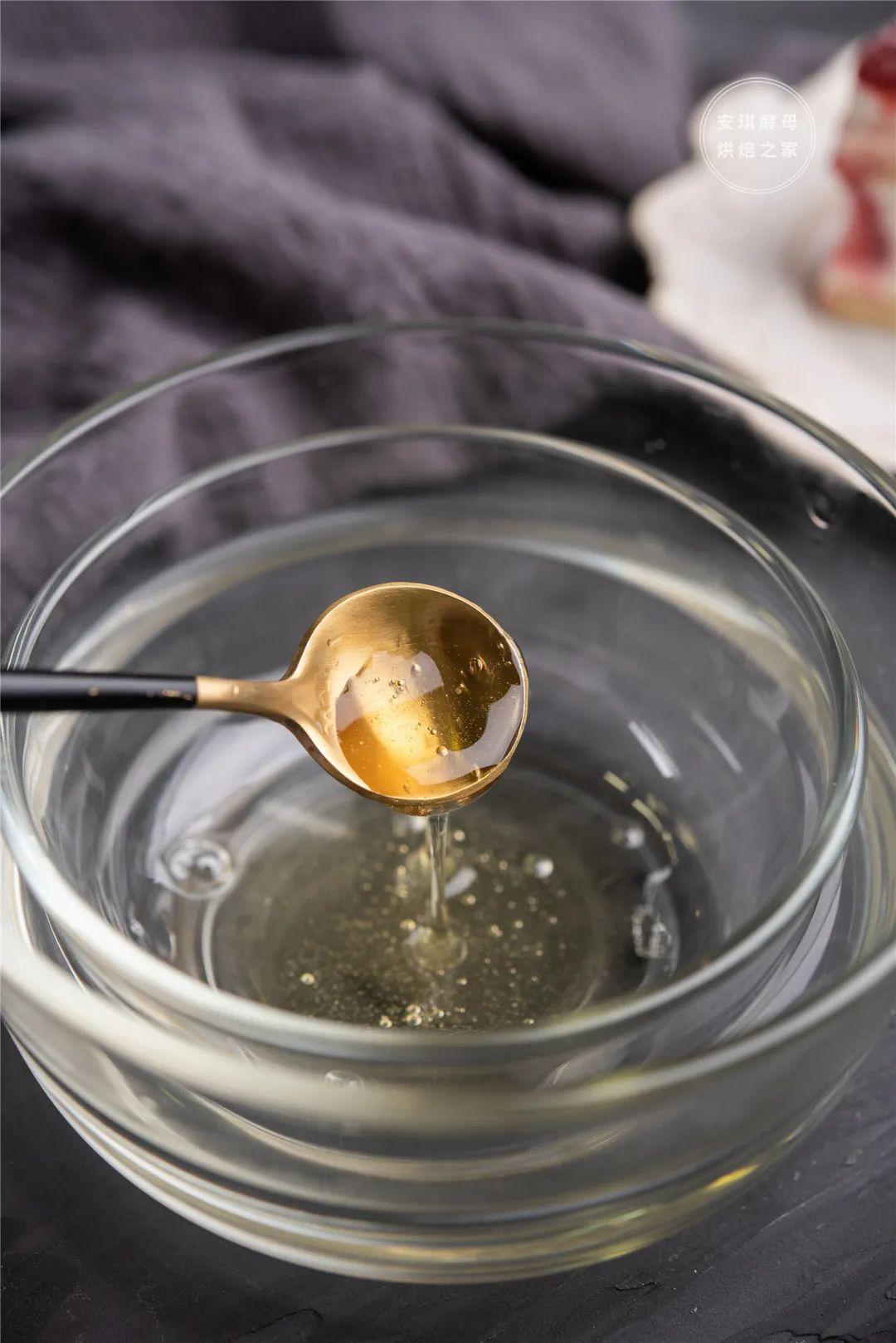 注意事项01翻车预警1:融化温度泡好的吉利丁最终都要加入热溶液进行