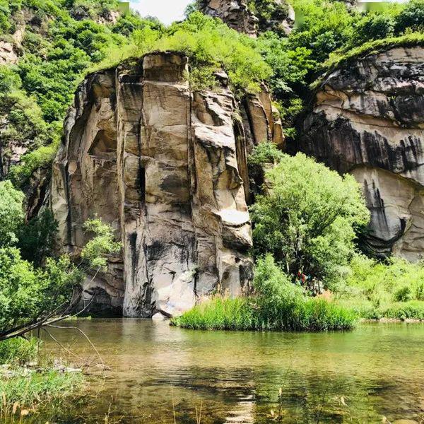 周末露营季 | 白河大峡谷露营 《让子弹飞》拍摄地 火锅 星空 戏水 抓