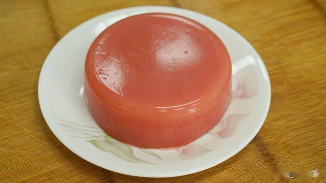 夏天用西红柿做凉粉太好吃了按照这个方法步骤一顿2盘不够吃