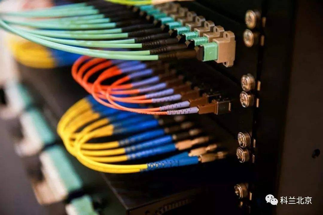 光纤跳线理线技巧