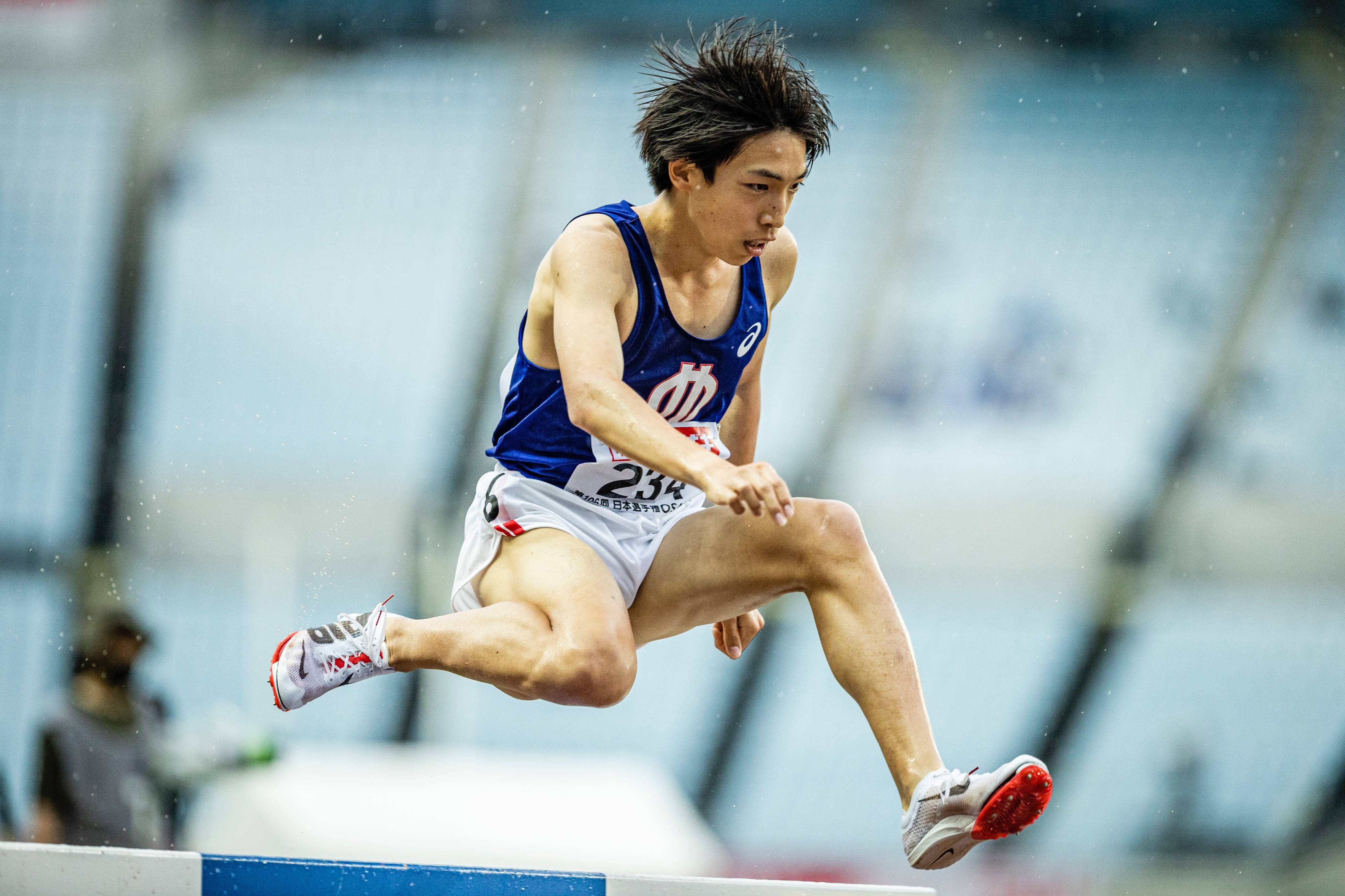 日本田径锦标赛丨3000米障碍赛三浦龙司最后一圈