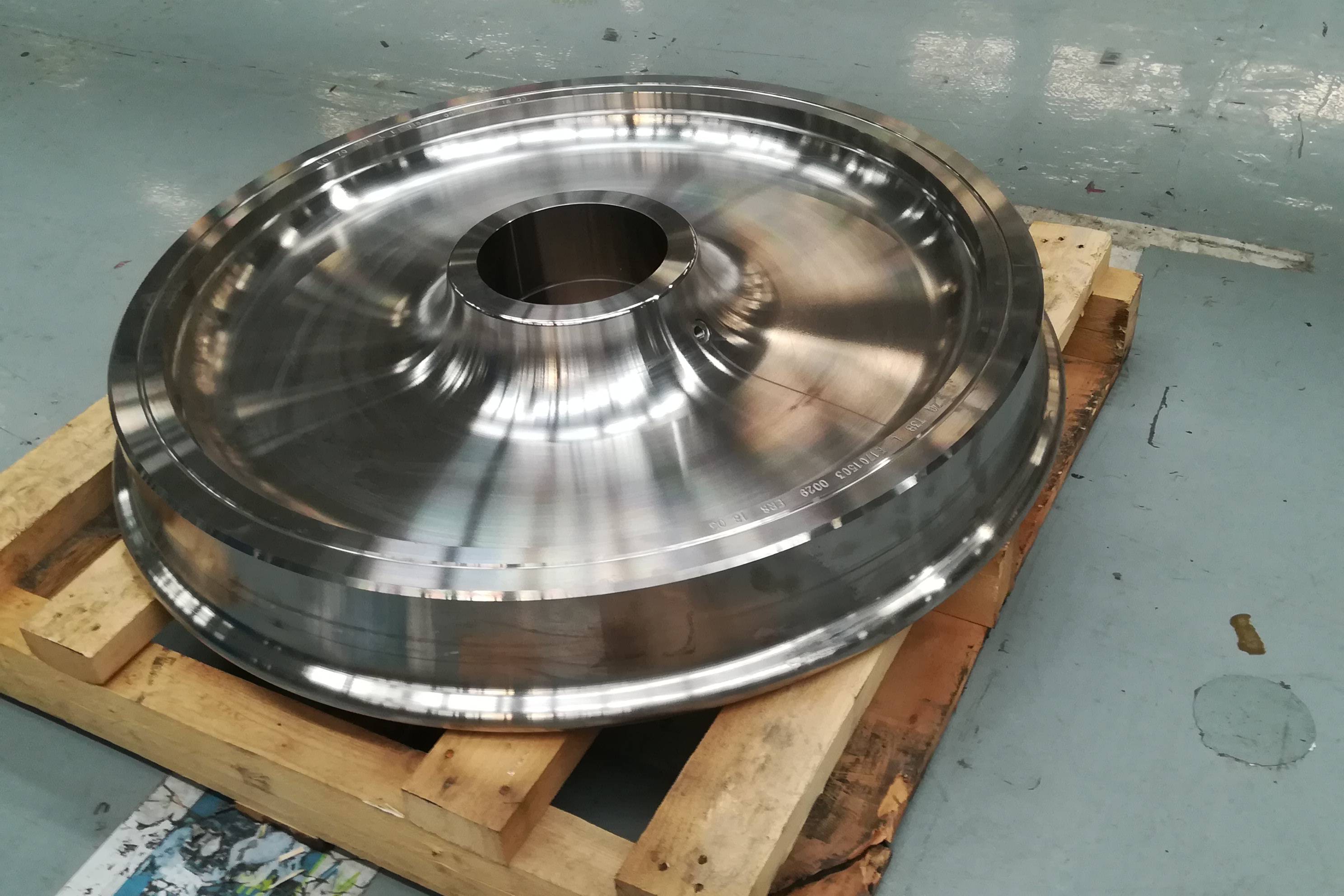 豪克能镜面加工强化处理高铁车轮