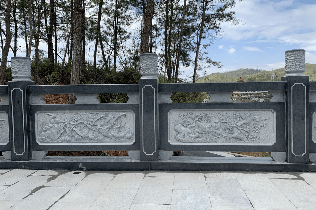 石雕栏杆护栏厂家安装 芝麻黑栏杆雕花图案_栏杆_芝麻_护栏