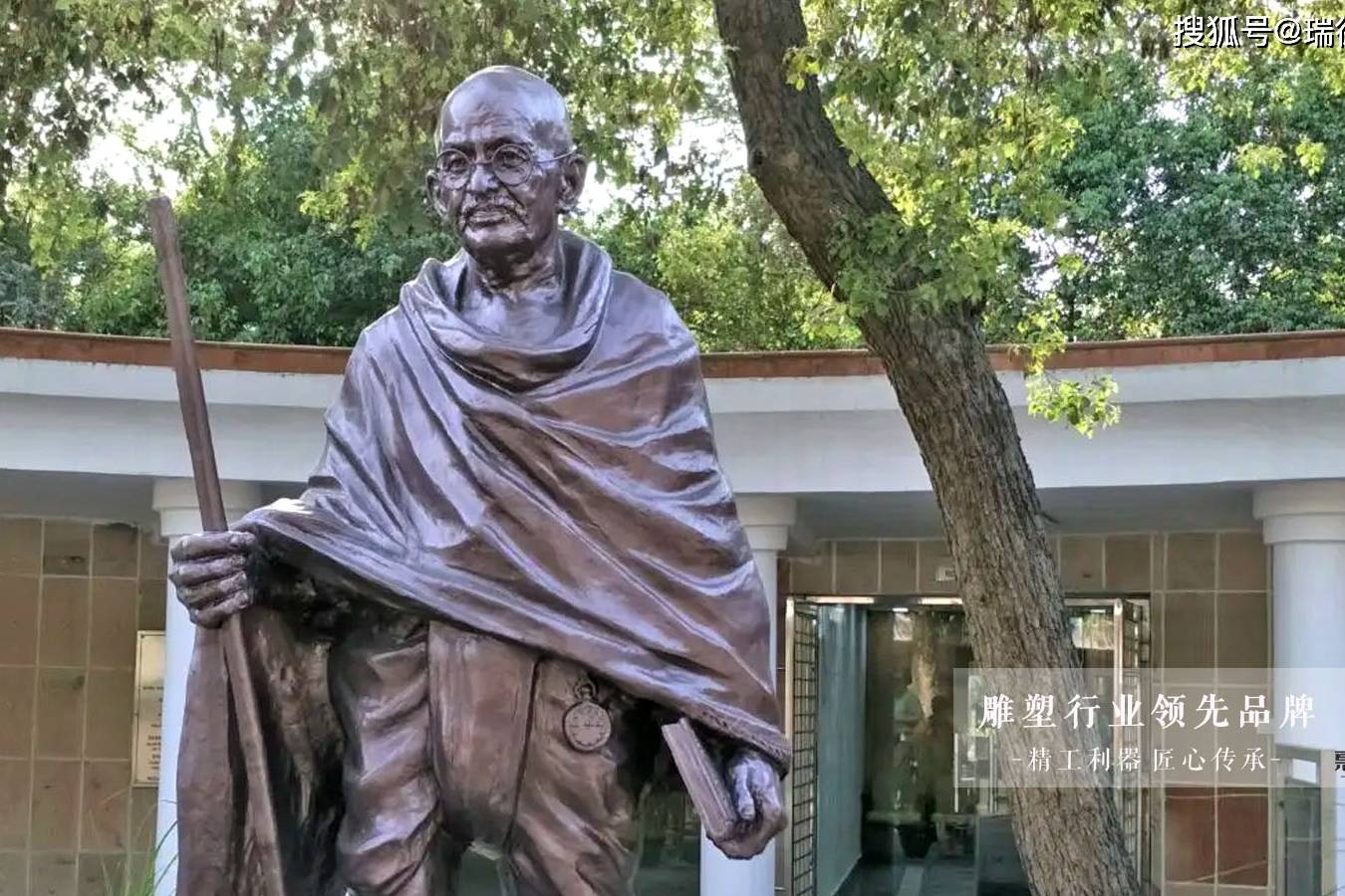 “甘地”印度国父——铸铜甘地印度人物雕塑