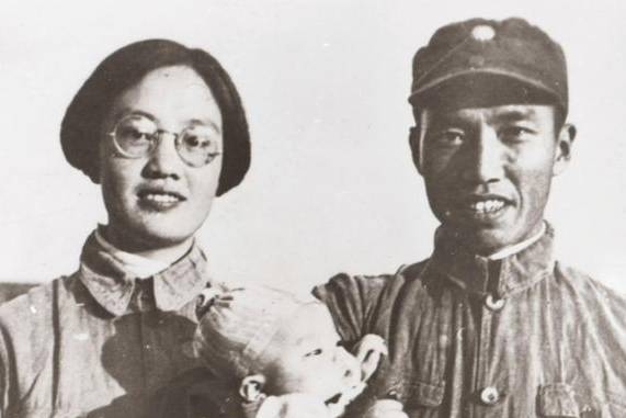 “左权”左权将军牺牲后，妻子刘志兰带女儿改嫁秘书，最后结局如何？
