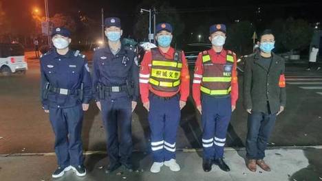 金神派出所联合桐城老兵救援队开展江淮义警巡逻任务