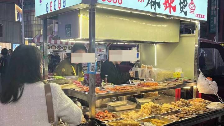 你能接受路边摊麻辣烫吃出火锅价格吗？