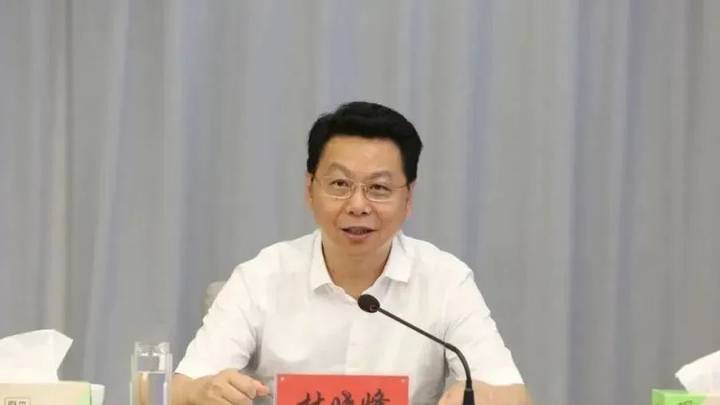温州原副书记买卖房票获大额收益，你怎么看？