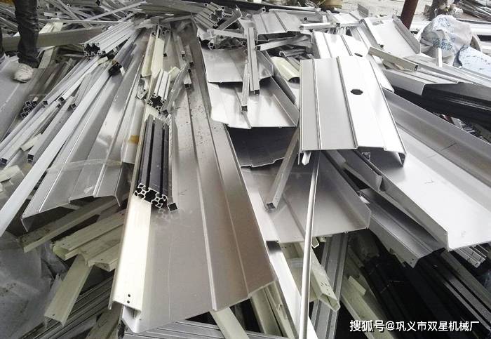 废旧铝合金如何进行批量粉碎回收 提供回收利润 金属铝