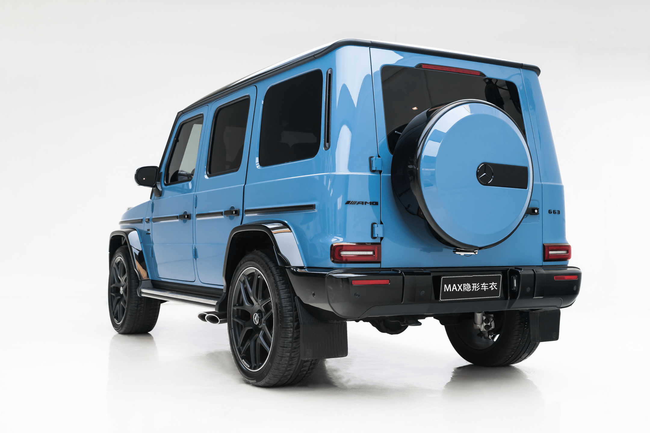 确实,作为男人们的终极梦想座驾,奔驰g级一直都是信仰般的存在.