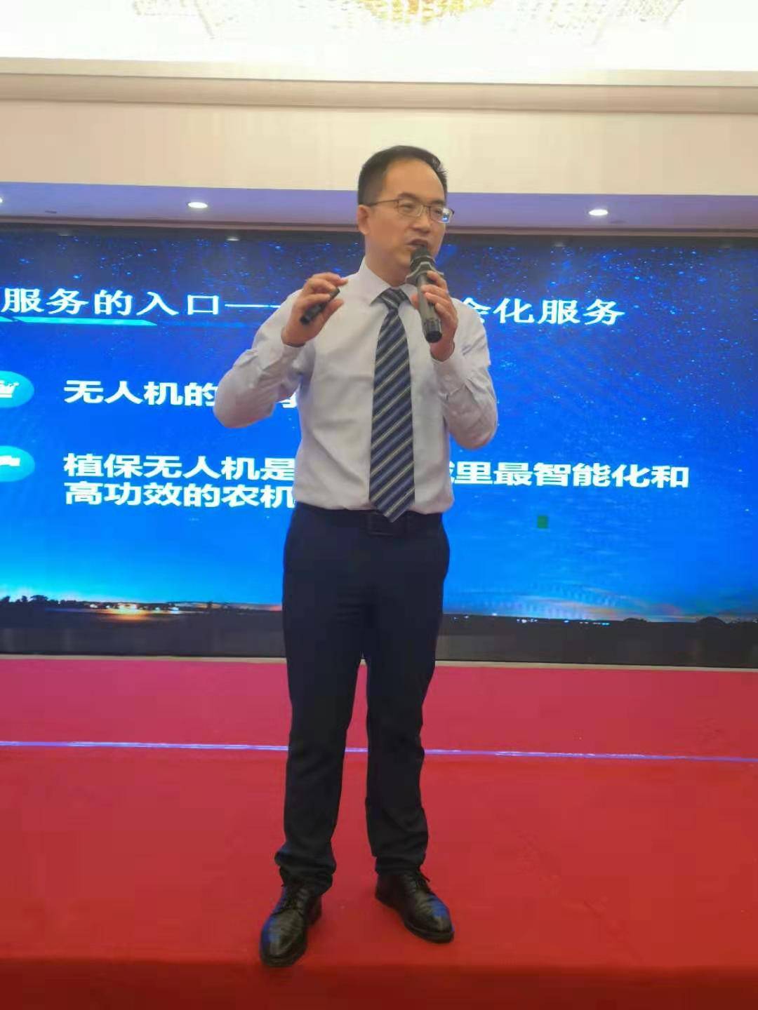 小标志,玩出农村大生意 ----专访安徽弓得农业董事长张敬东