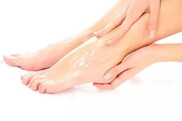 脚上得了湿疹怎么办呢 病情