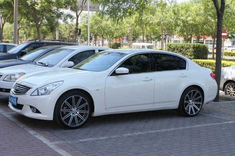 豪华英菲尼迪g37刷ecu改装机械涡轮增压提升动力最佳选择kch后动力