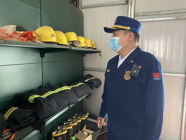 大城县消防救援大队深入重点单位微型消防站帮扶指导工作