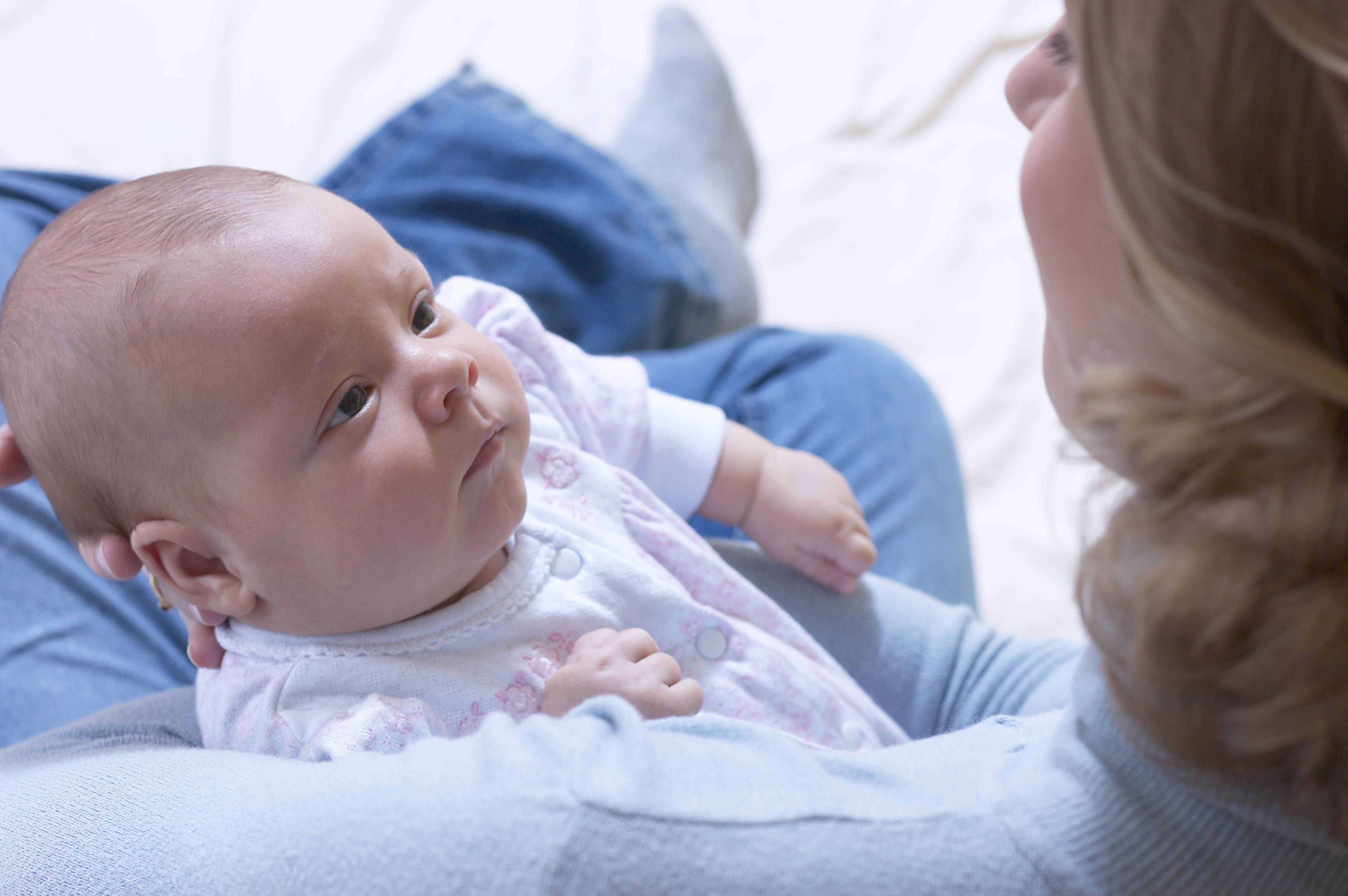 1岁宝宝喉咙里有痰怎么办
