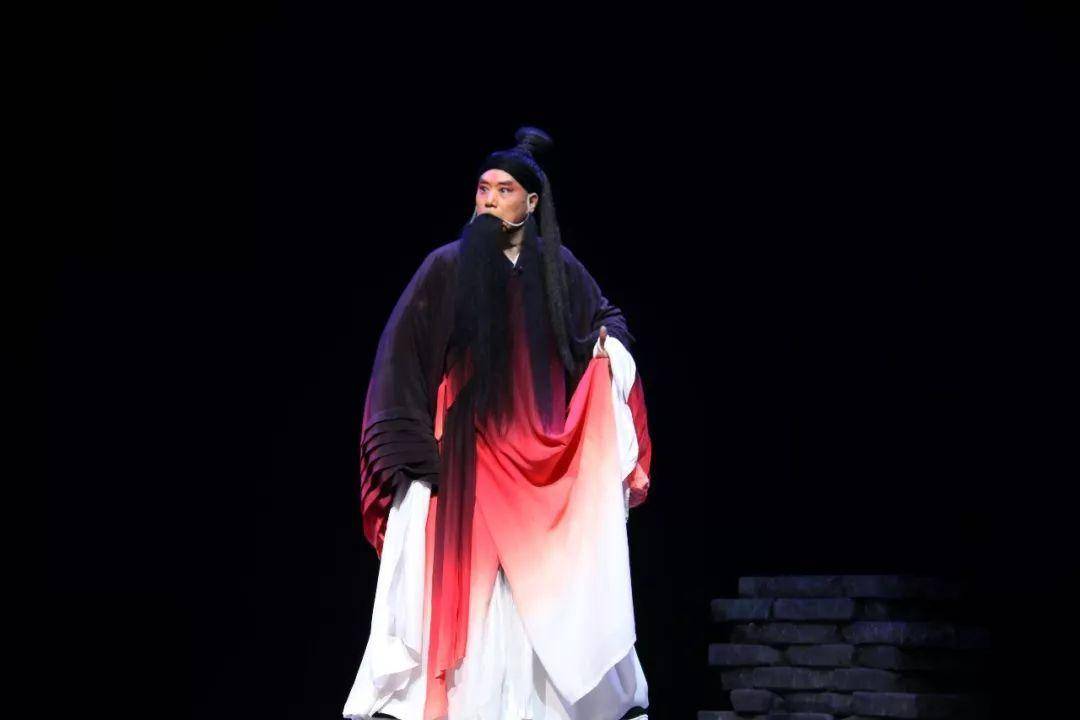 这句话出自《明史》,在《明史》中的《杨继盛传》中有这样的记载:"初