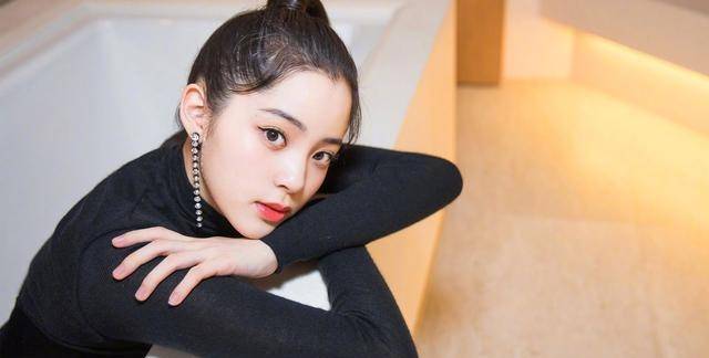 欧阳娜娜的鼻子塌吗 08952178fd304ca08e210f14c54098e4.jpeg