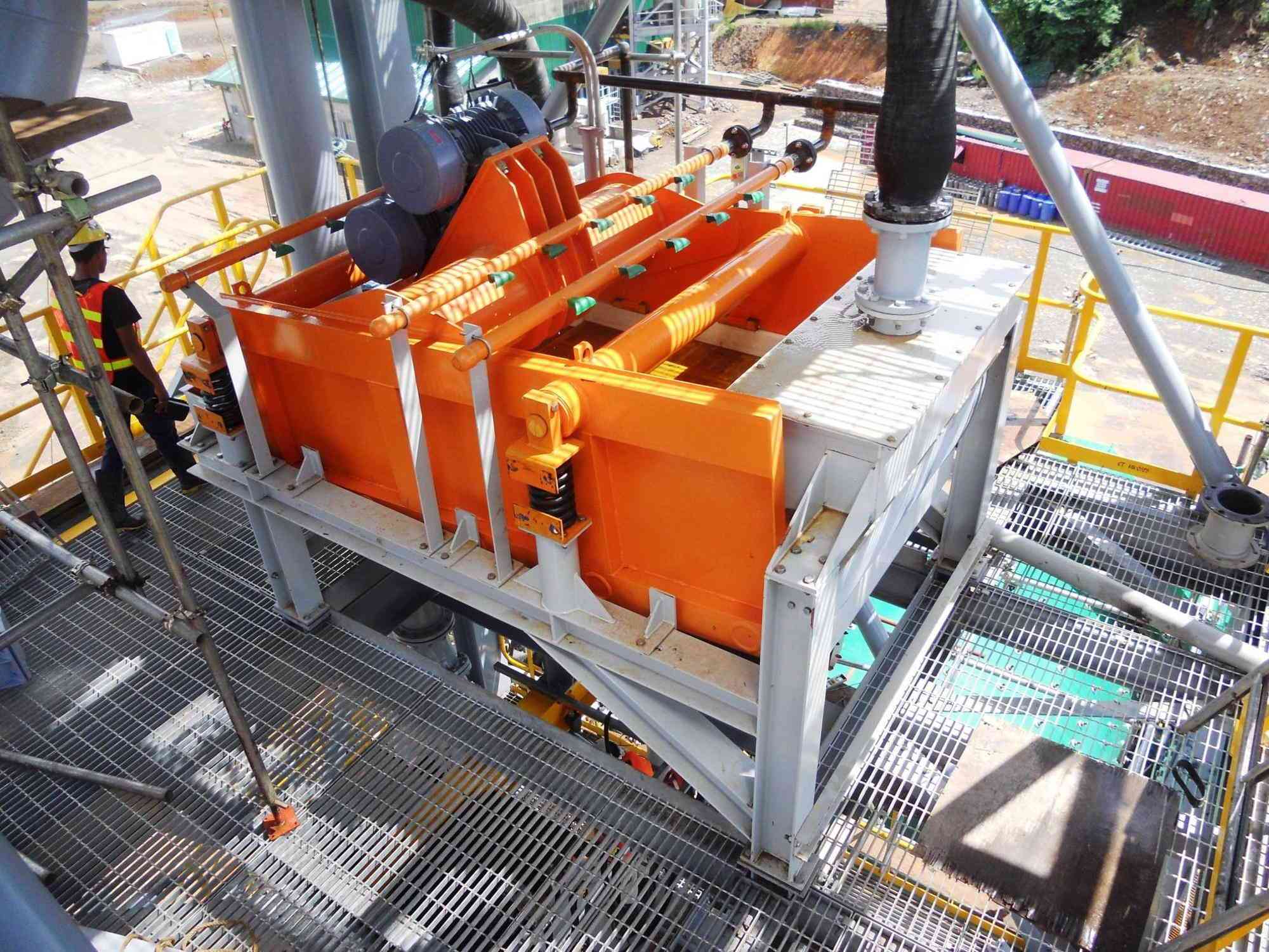 尾矿往复式毛毯机选矿机械设备选尾矿