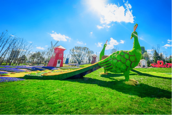 长春首届汽车电影节献映恒大新安生态小镇