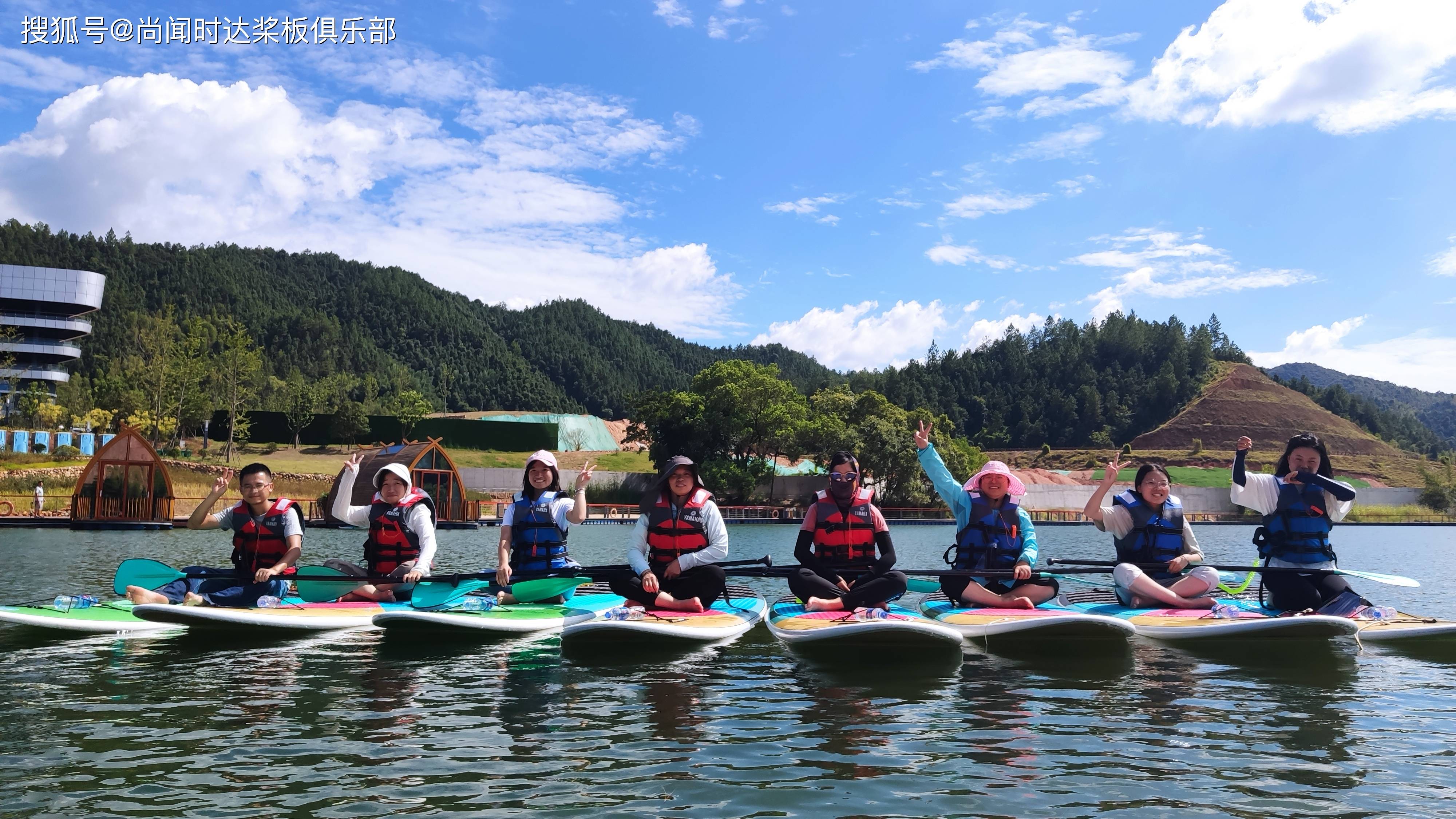 上犹南湖桨板俱乐部玩水攻略-搜狐大视野-搜狐新闻