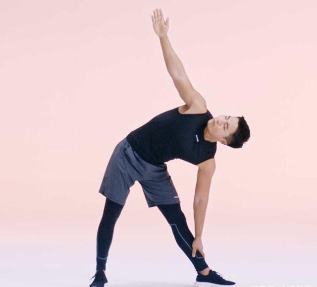 二郎腿的最佳姿势再跷后果太严重了